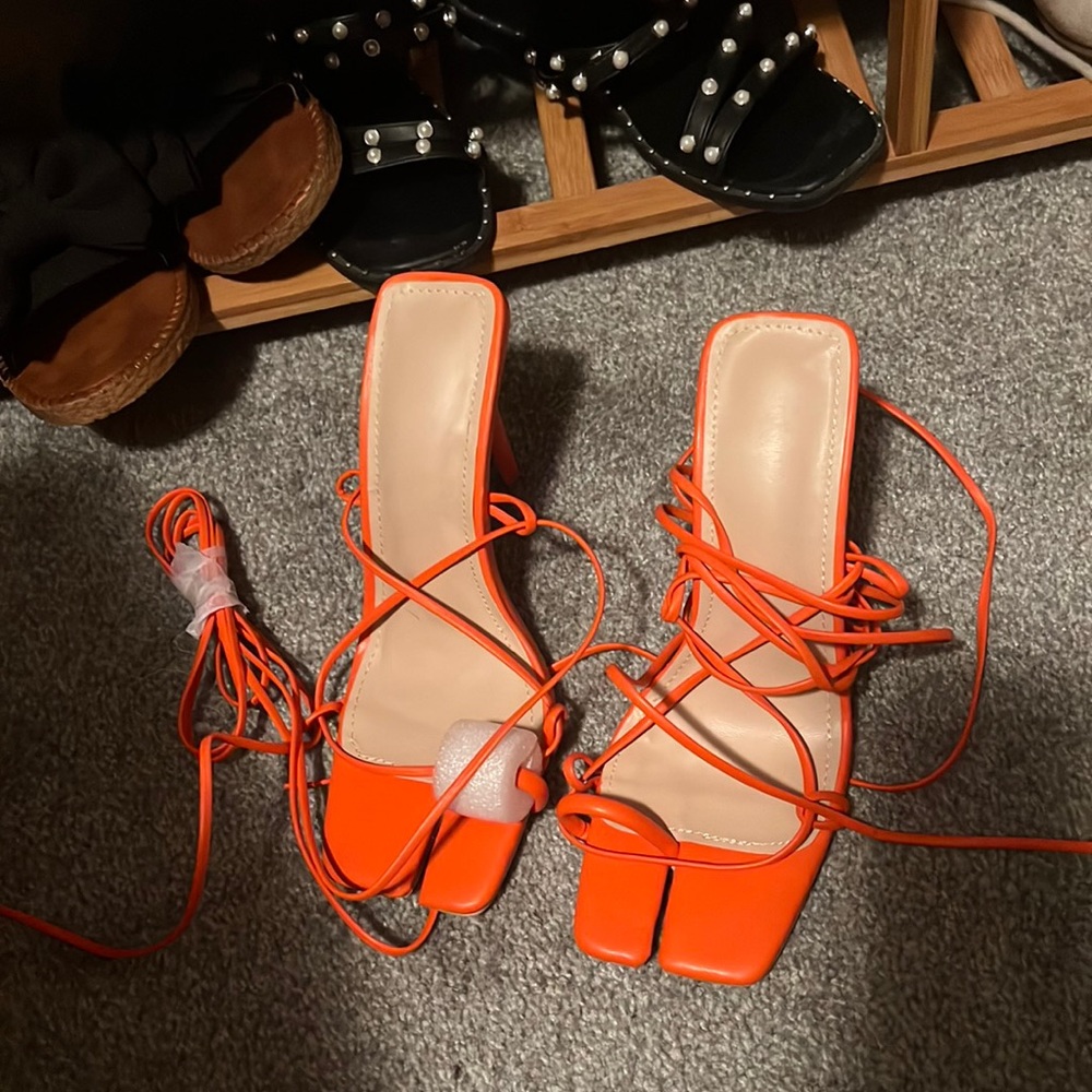 Never worn orange heels